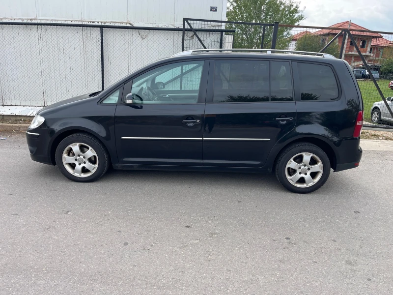 VW Touran 2.0TDI DSG BMM, снимка 4 - Автомобили и джипове - 52172973