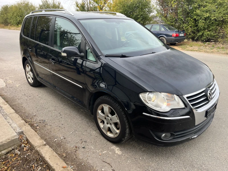 VW Touran 2.0TDI DSG BMM, снимка 2 - Автомобили и джипове - 52172973