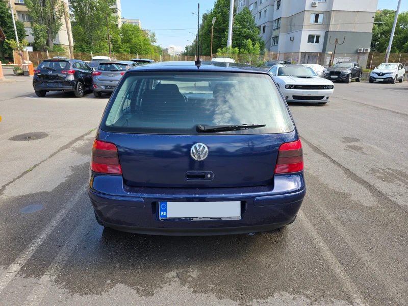 VW Golf 4 16V 105 к.с., снимка 6 - Автомобили и джипове - 52551145