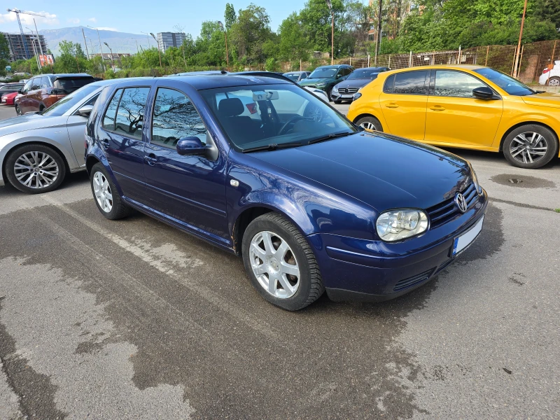 VW Golf 4 16V 105 к.с., снимка 3 - Автомобили и джипове - 52551145