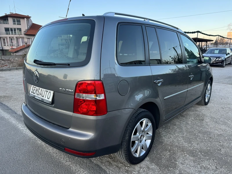 VW Touran 2.0 TDI HIGHLINE  ТОП състояниe, снимка 6 - Автомобили и джипове - 52710497