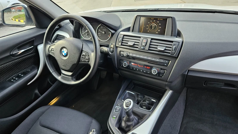 BMW 116 2.0d NAVIG/KLIMATRON/6skorost, снимка 10 - Автомобили и джипове - 52893986