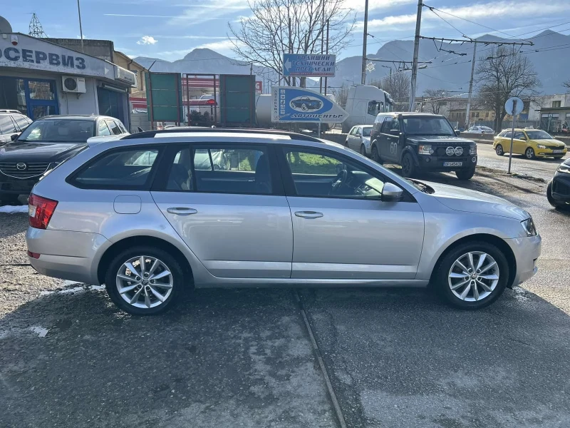 Skoda Octavia, снимка 8 - Автомобили и джипове - 53153630