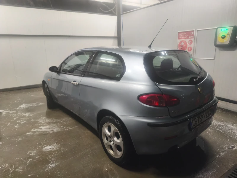 Alfa Romeo 147, снимка 3 - Автомобили и джипове - 53235079