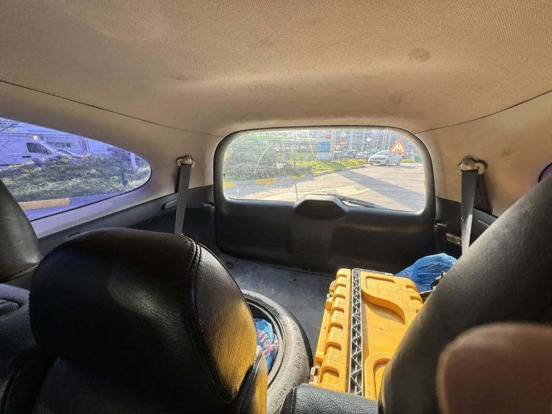 Honda Stream 1.7 gaz, снимка 9 - Автомобили и джипове - 53403035