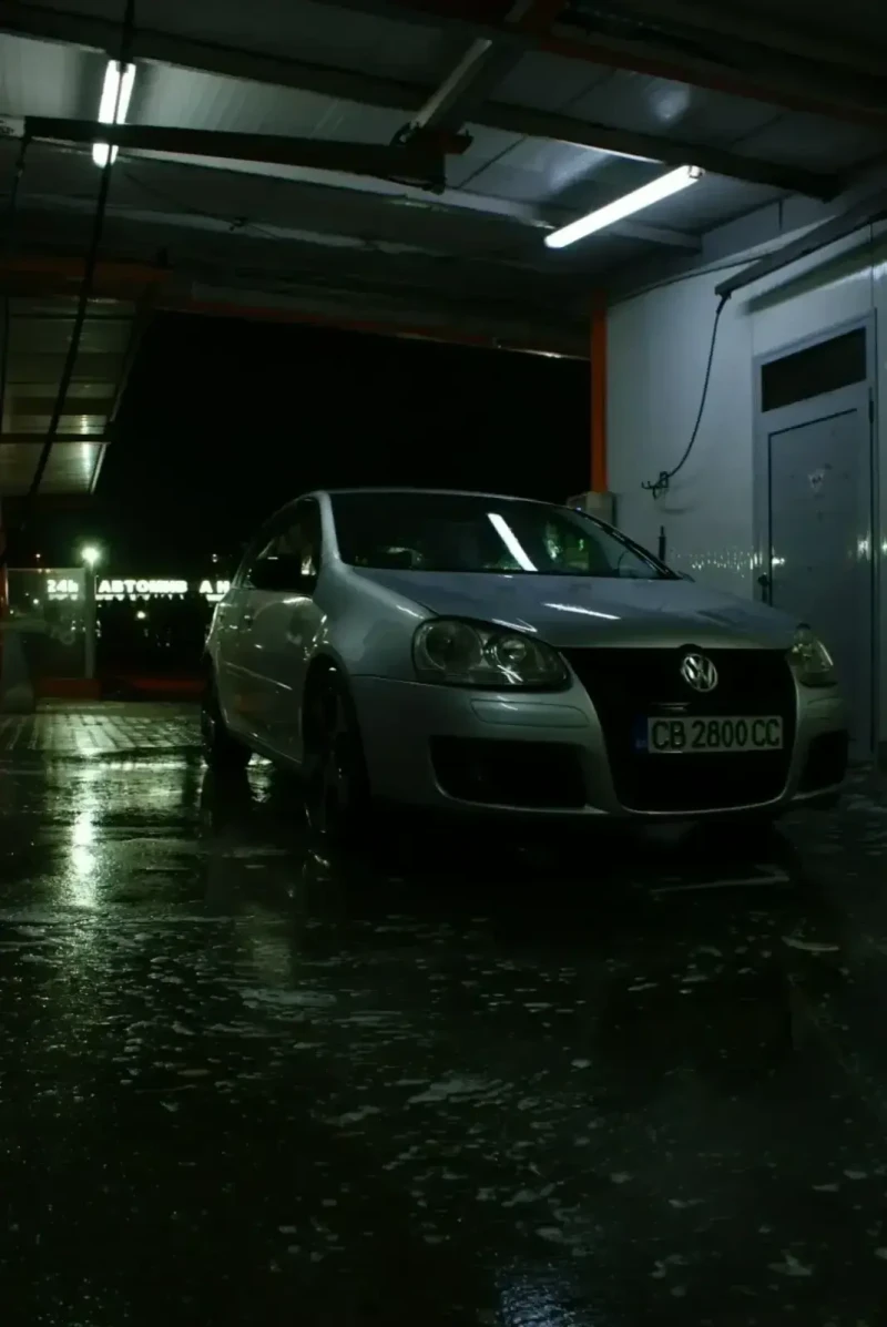 VW Golf VW GOLF 5 2.0TDI - 6999 лв. / 3578.53 € - 50270471 1