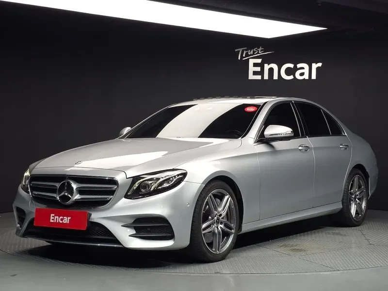 Mercedes-Benz E 300 Amg Line