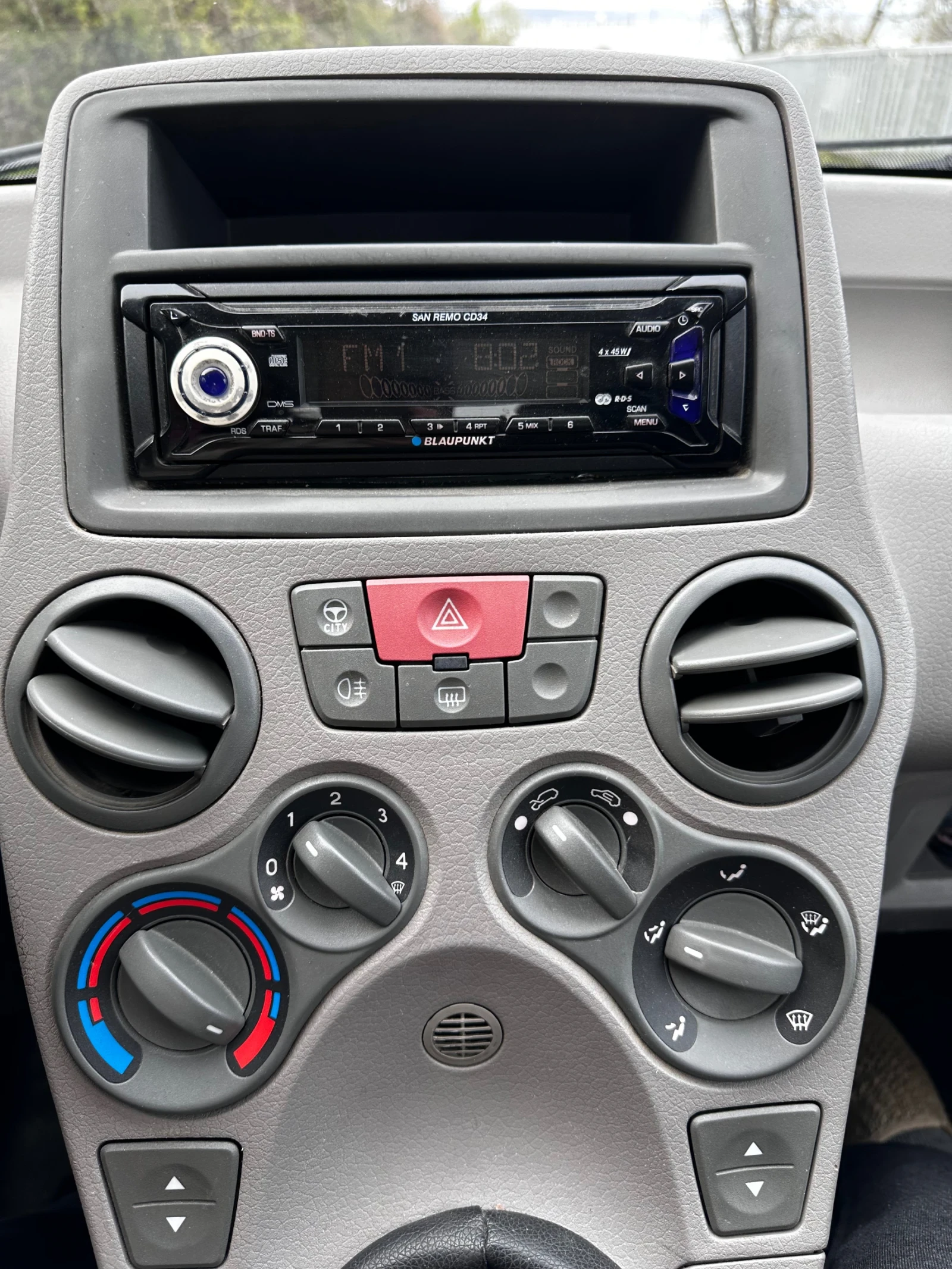 Fiat Panda 1.1 - изображение 9