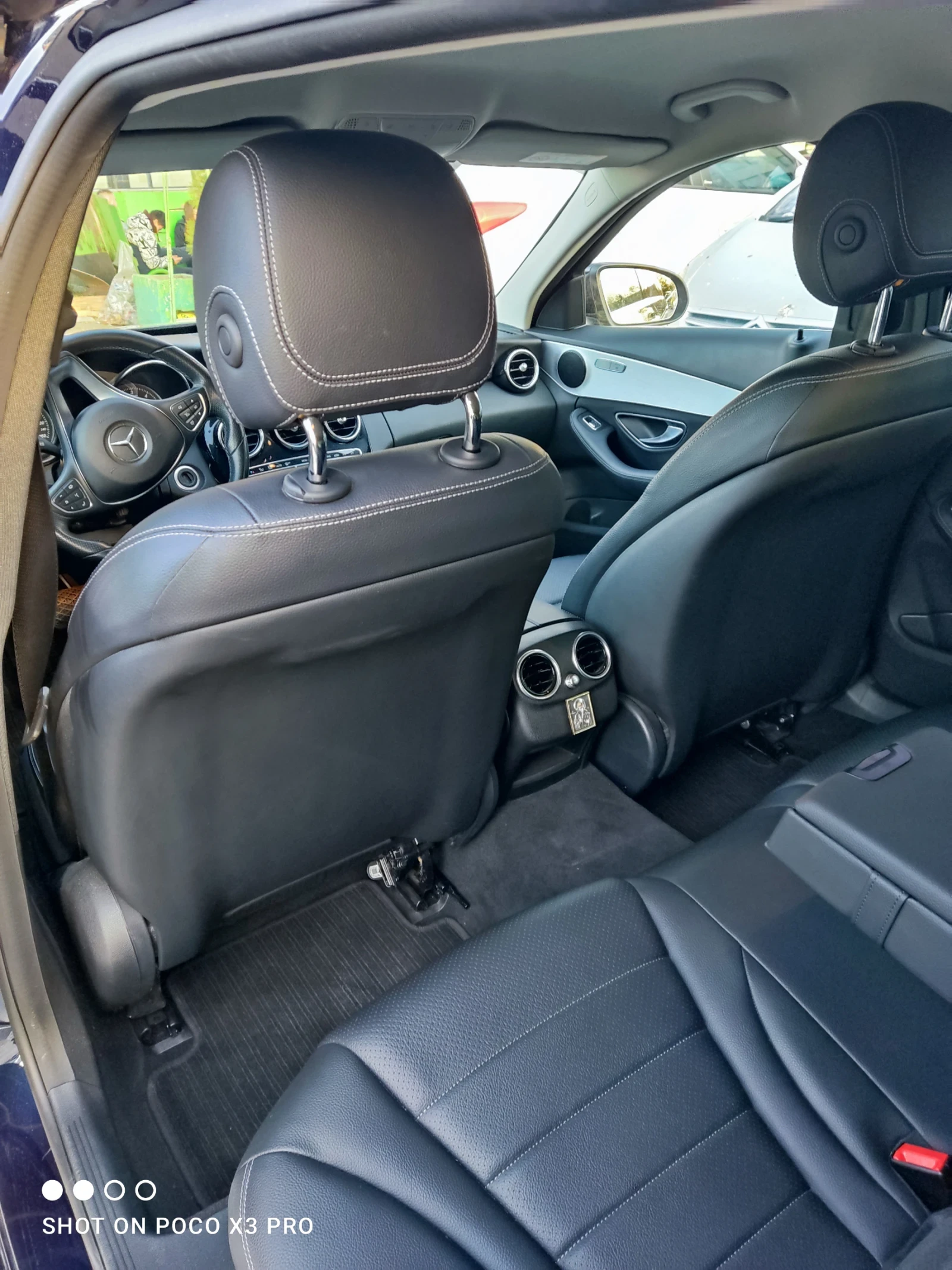 Mercedes-Benz 200 D - изображение 10