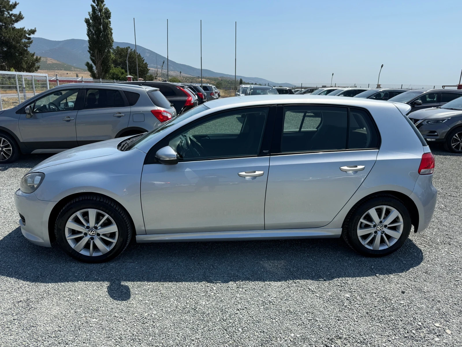 VW Golf (KATO НОВА) - изображение 10