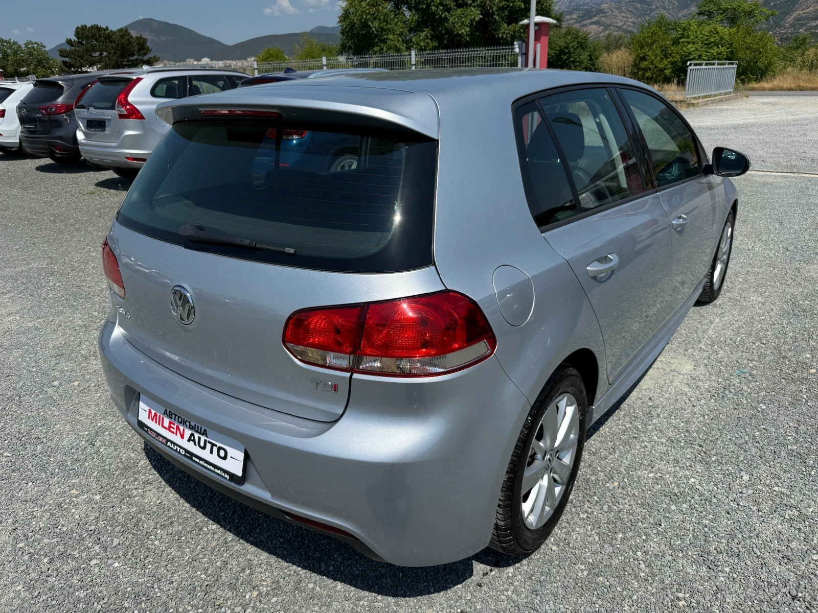 VW Golf (KATO НОВА) - изображение 6