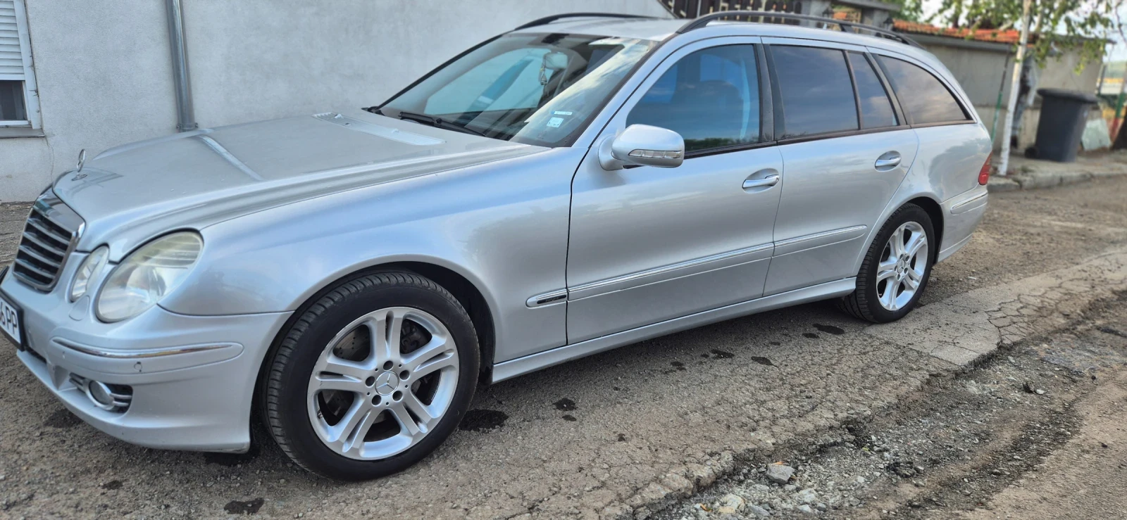 Mercedes-Benz E 320  - изображение 2