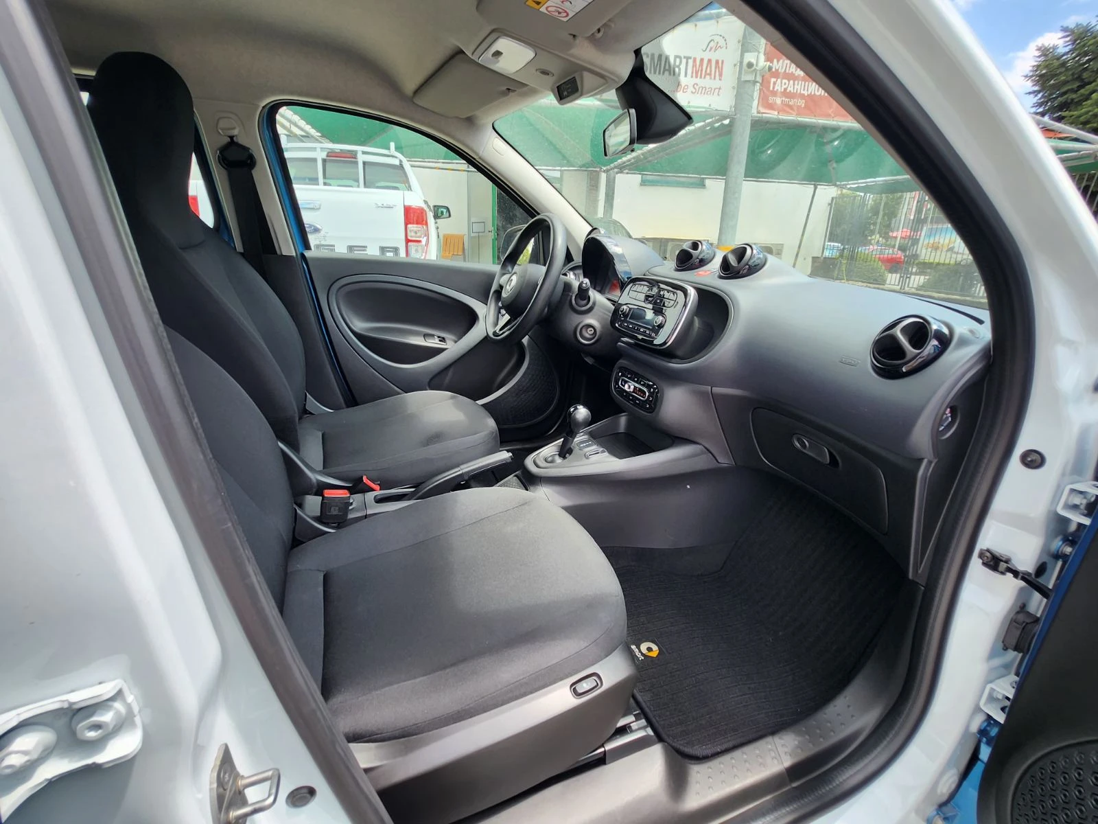 Smart Forfour Седан - изображение 10