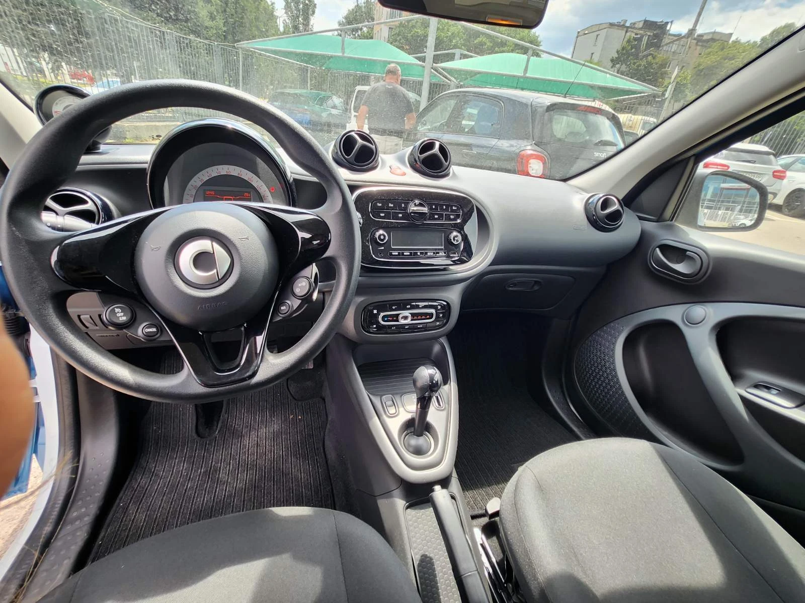 Smart Forfour Седан - изображение 7