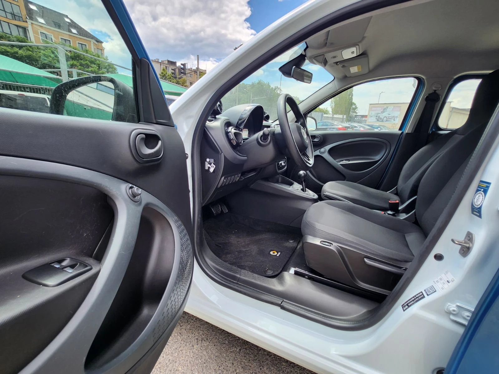 Smart Forfour Седан - изображение 8