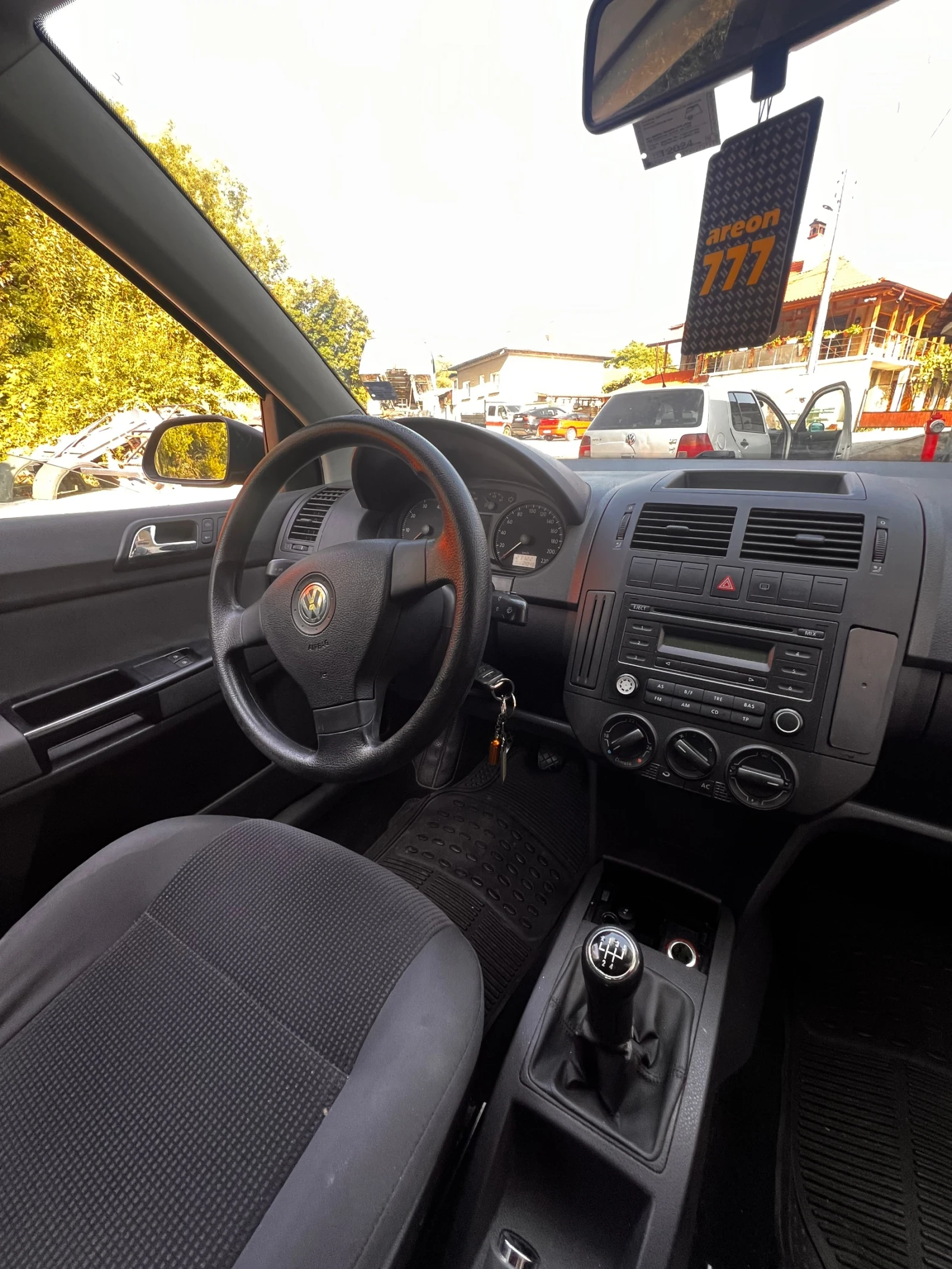 VW Polo 1.2i KLIMA | Mobile.bg   7