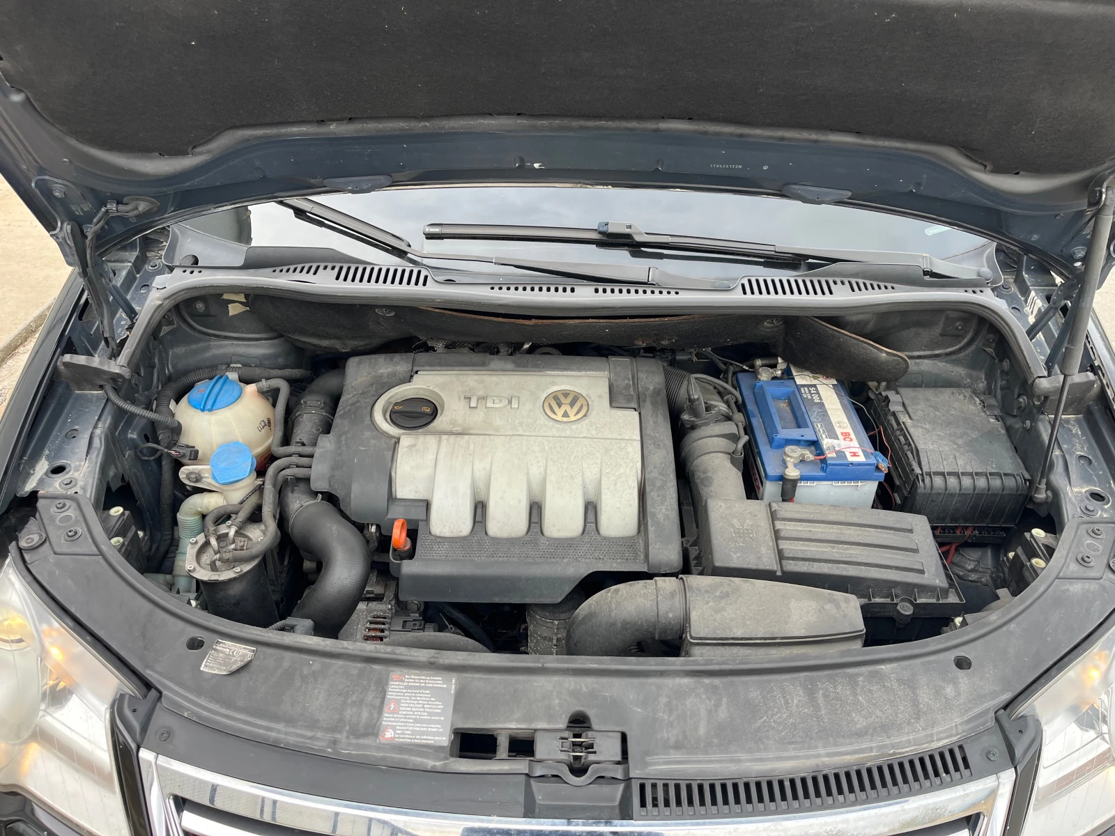 VW Touran 2.0TDI DSG BMM - изображение 10