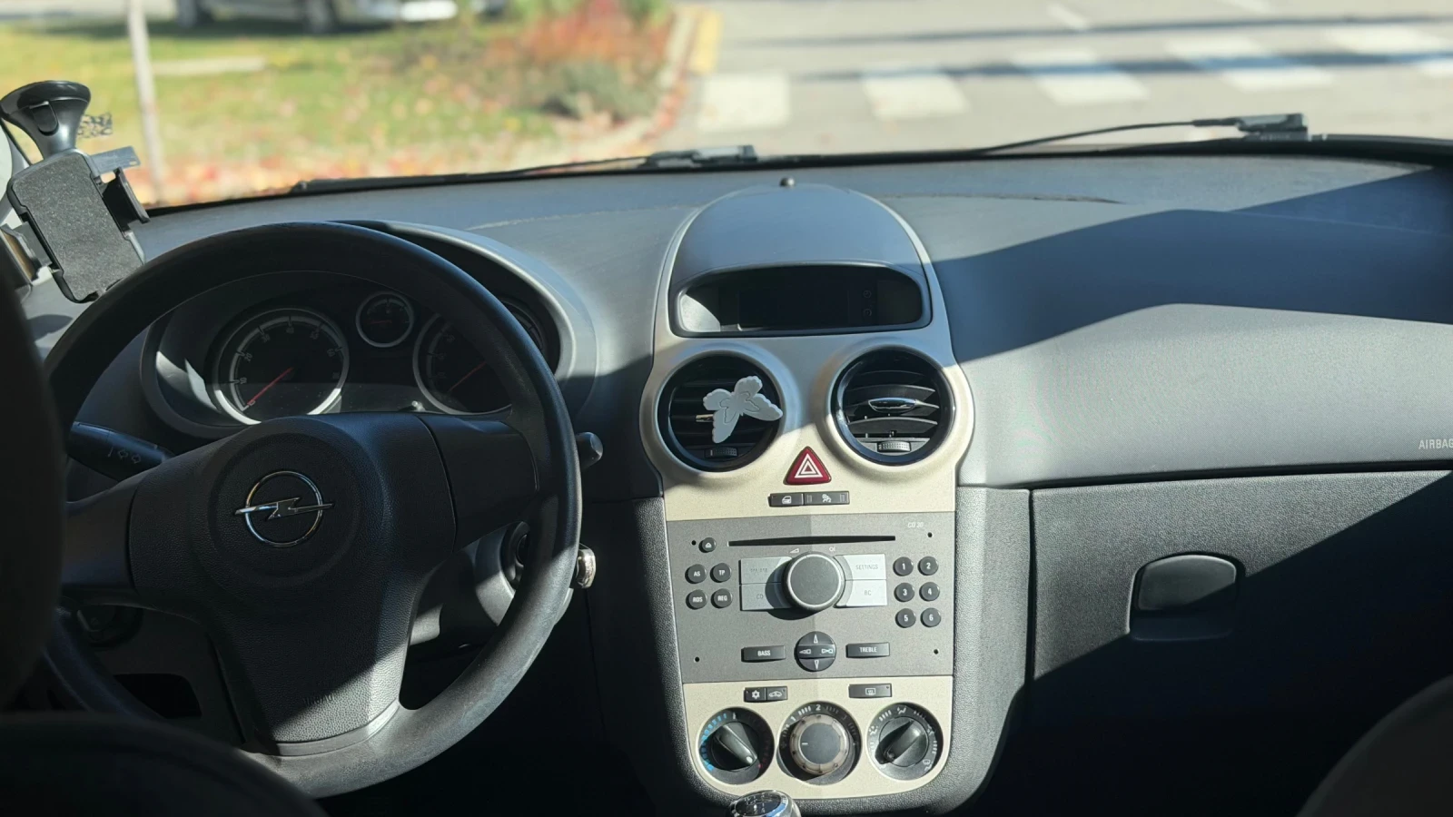 Opel Corsa D - изображение 5