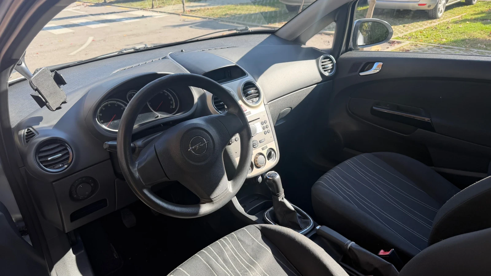 Opel Corsa D - изображение 4