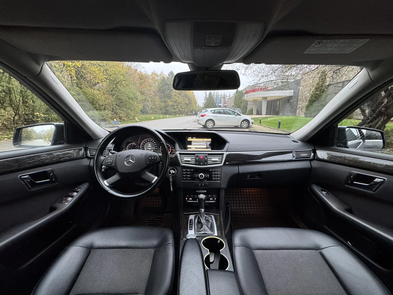 Mercedes-Benz E 220 BLUEEFFICIENCY *  *  | Mobile.bg   13