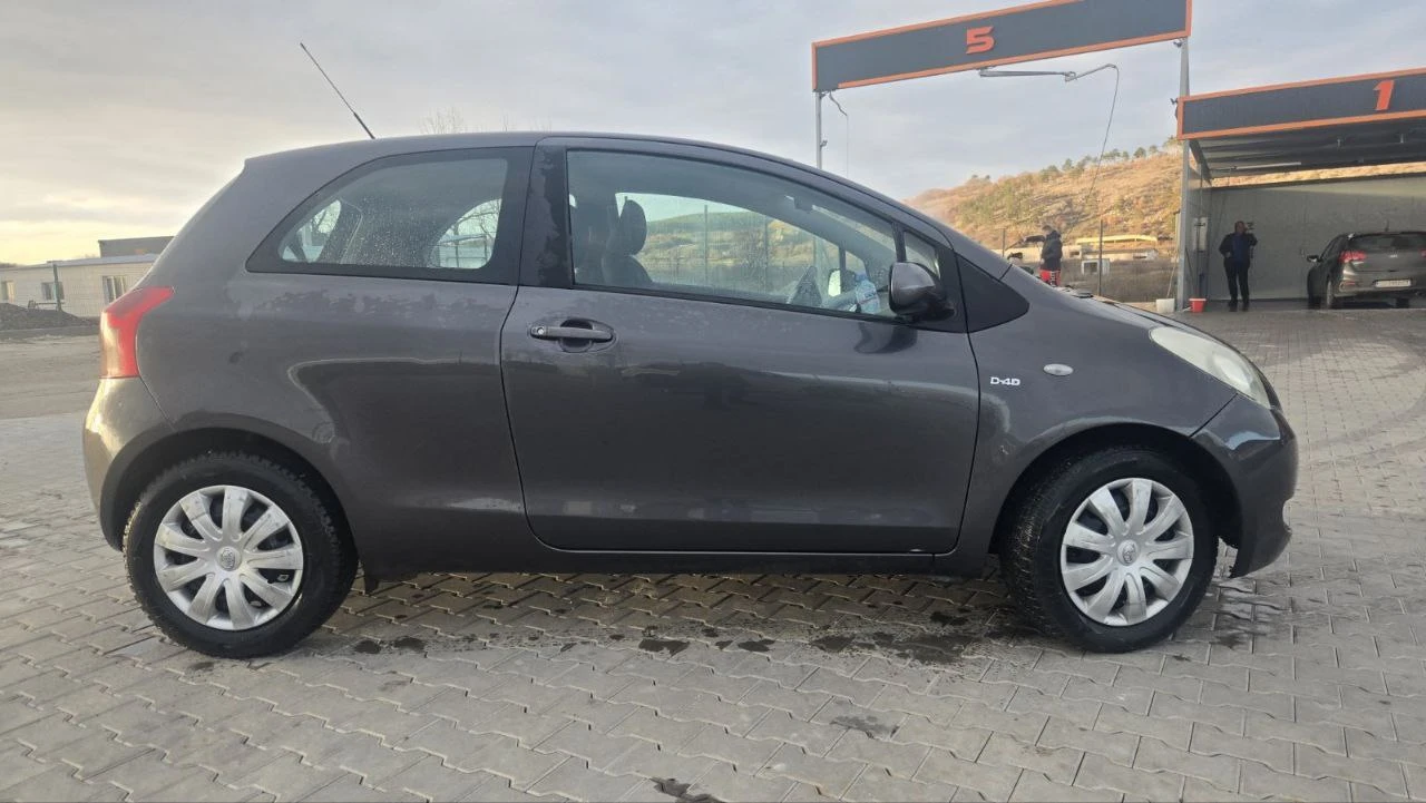 Toyota Yaris 1.4 D4d - изображение 3