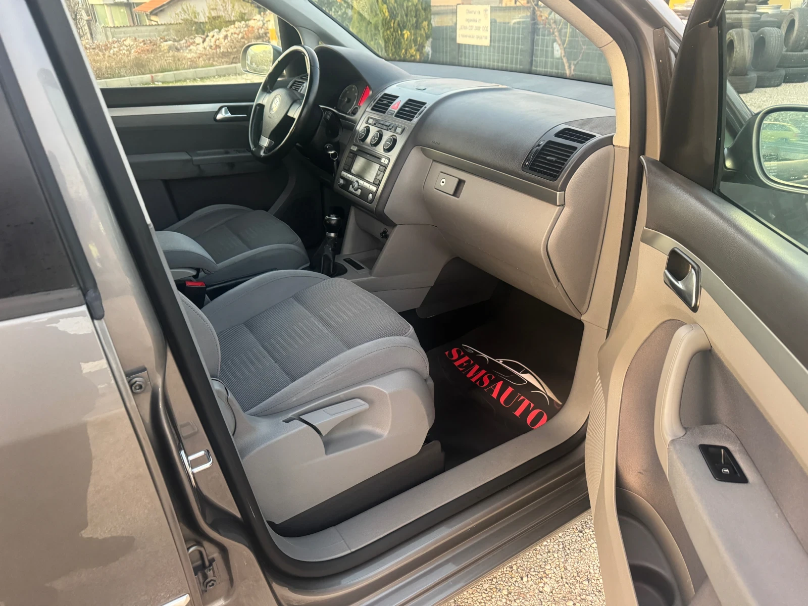 VW Touran 2.0 TDI HIGHLINE   e | Mobile.bg   13