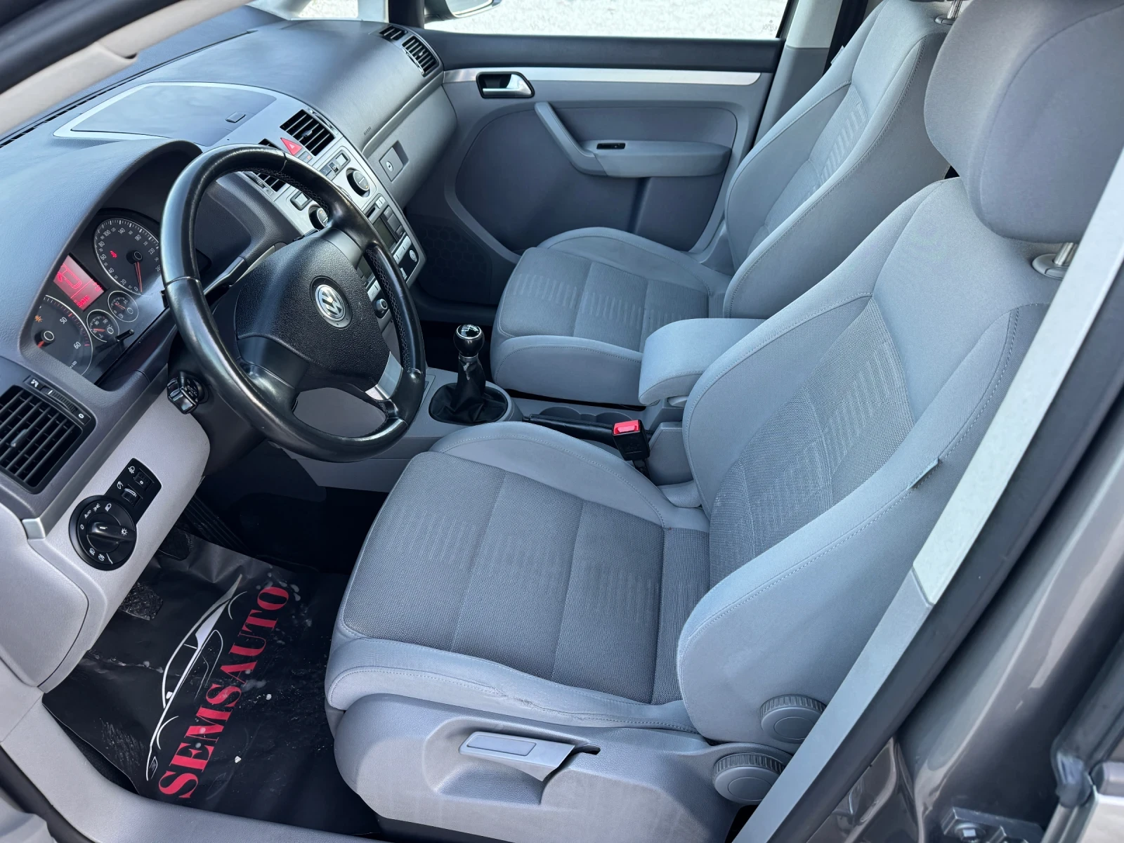 VW Touran 2.0 TDI HIGHLINE  ��� ��������e | Mobile.bg � ����������� 10