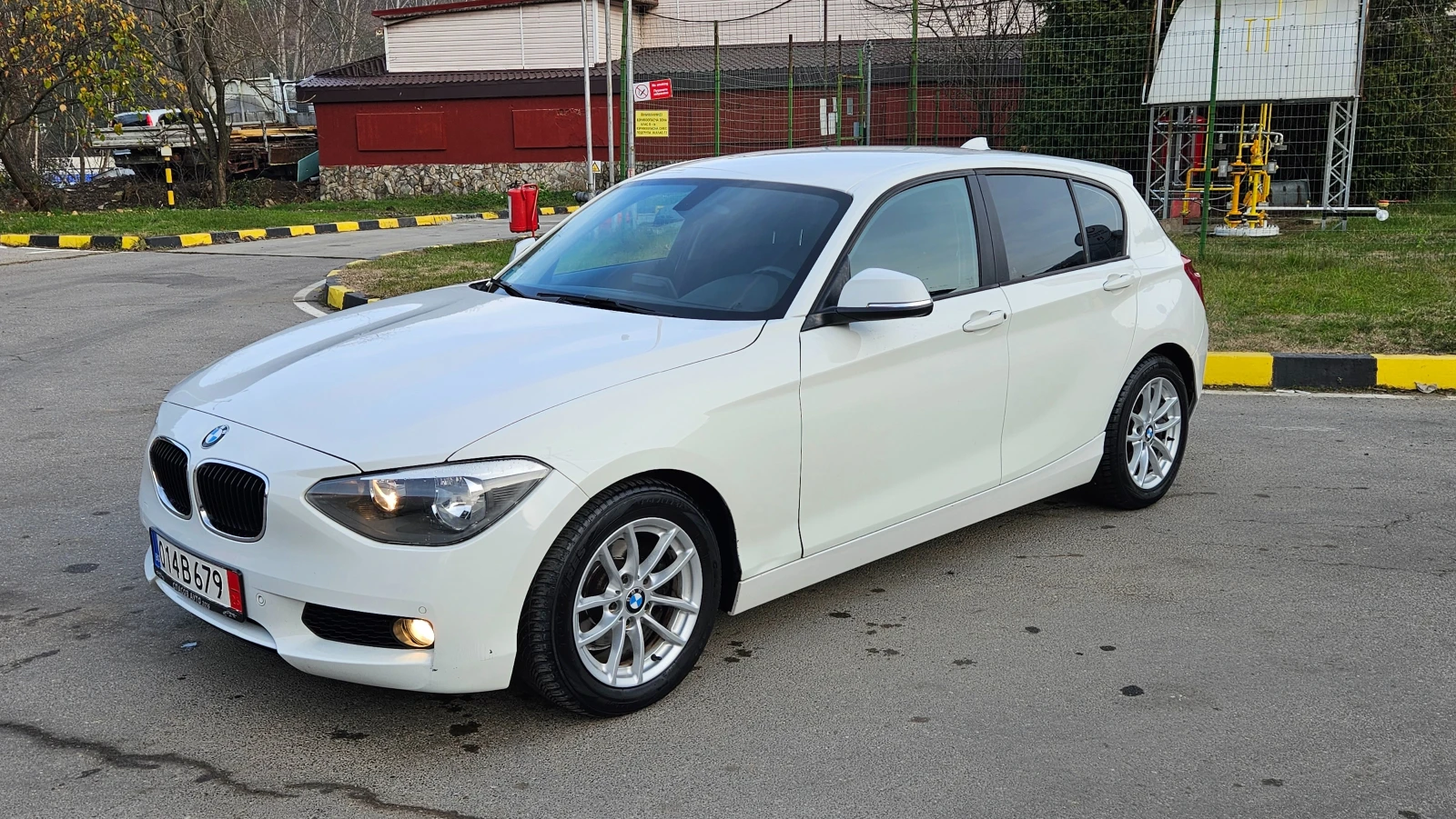 BMW 116 2.0d NAVIG/KLIMATRON/6skorost - изображение 2