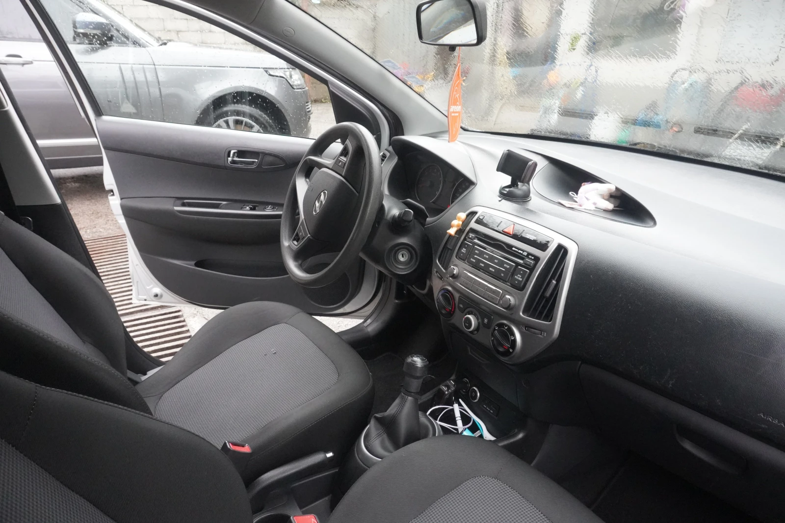 Hyundai I20 1.2 16V (86 Hp) | Mobile.bg � ����������� 12
