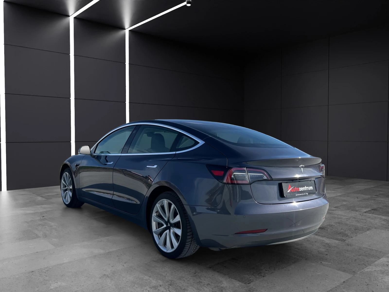 Tesla Model 3 Standard Range Plus - изображение 5