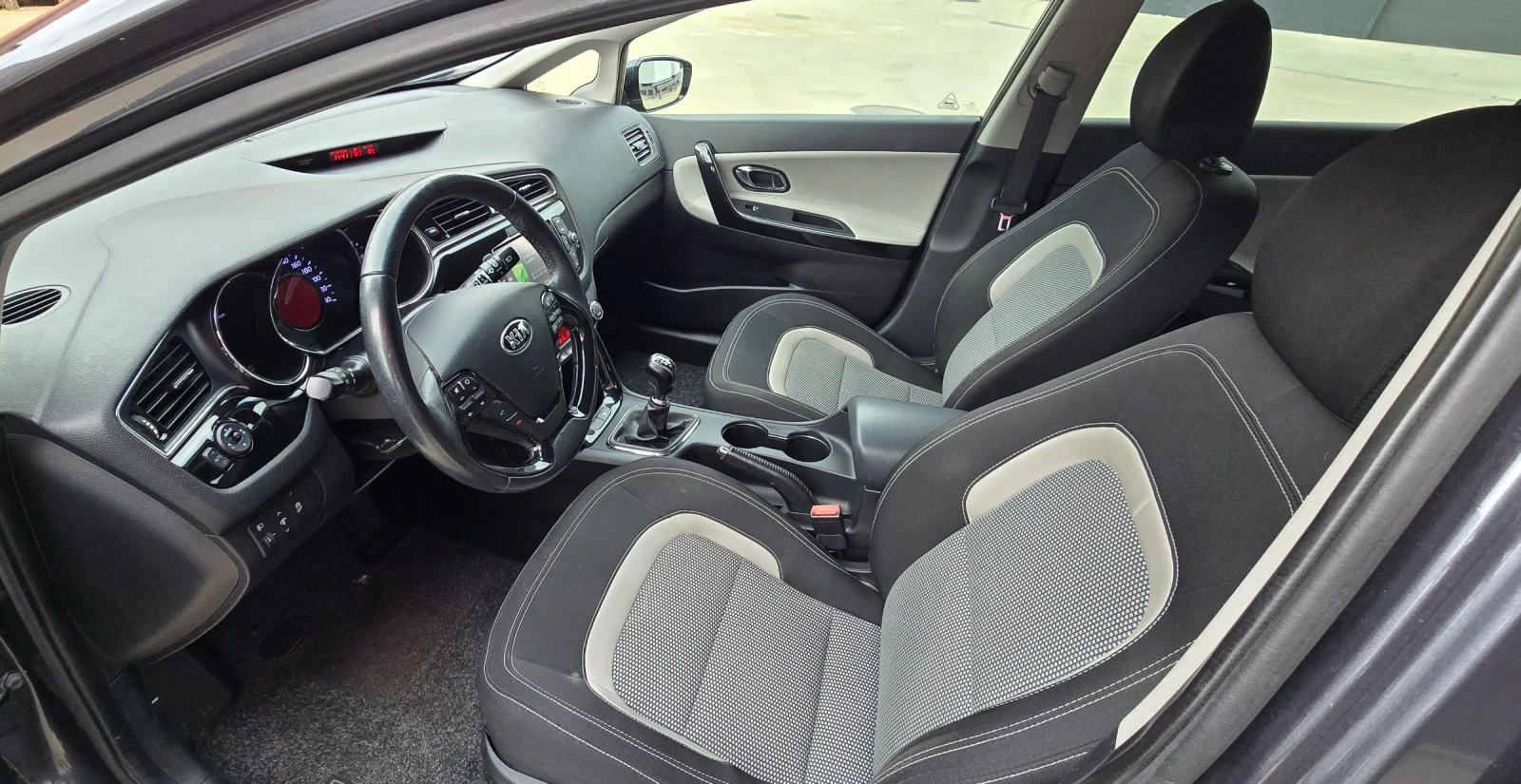 Kia Ceed 1.6 110�.�. CRDI | Mobile.bg � ����������� 7