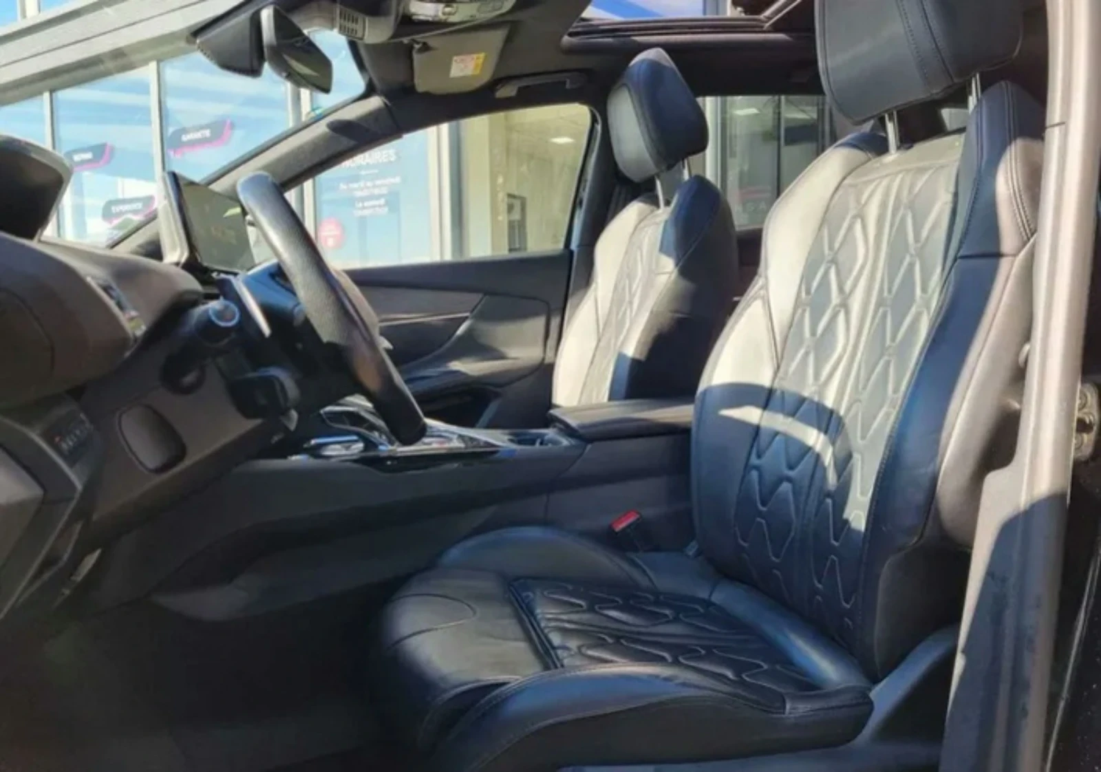 Peugeot 3008  GT FULL BLACK 300 4WD PLUG-IN-HYBRID S&S EAT8 - изображение 5