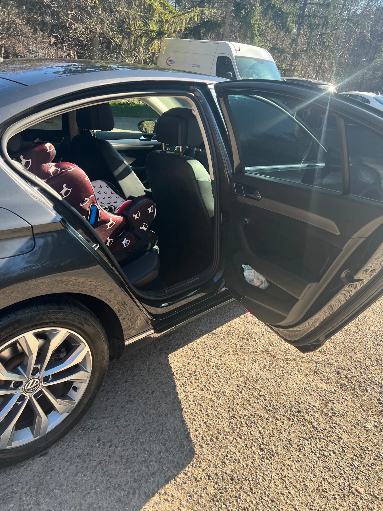 VW Passat (B8), снимка 10 - Автомобили и джипове - 53662334