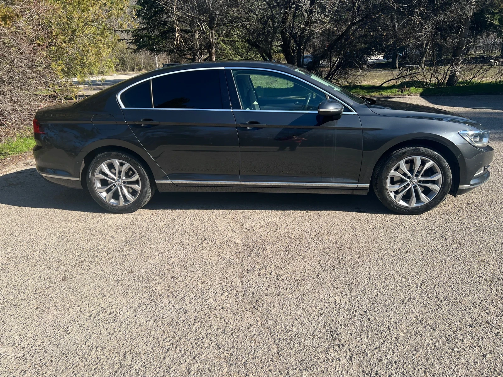 VW Passat (B8), снимка 4 - Автомобили и джипове - 53662334