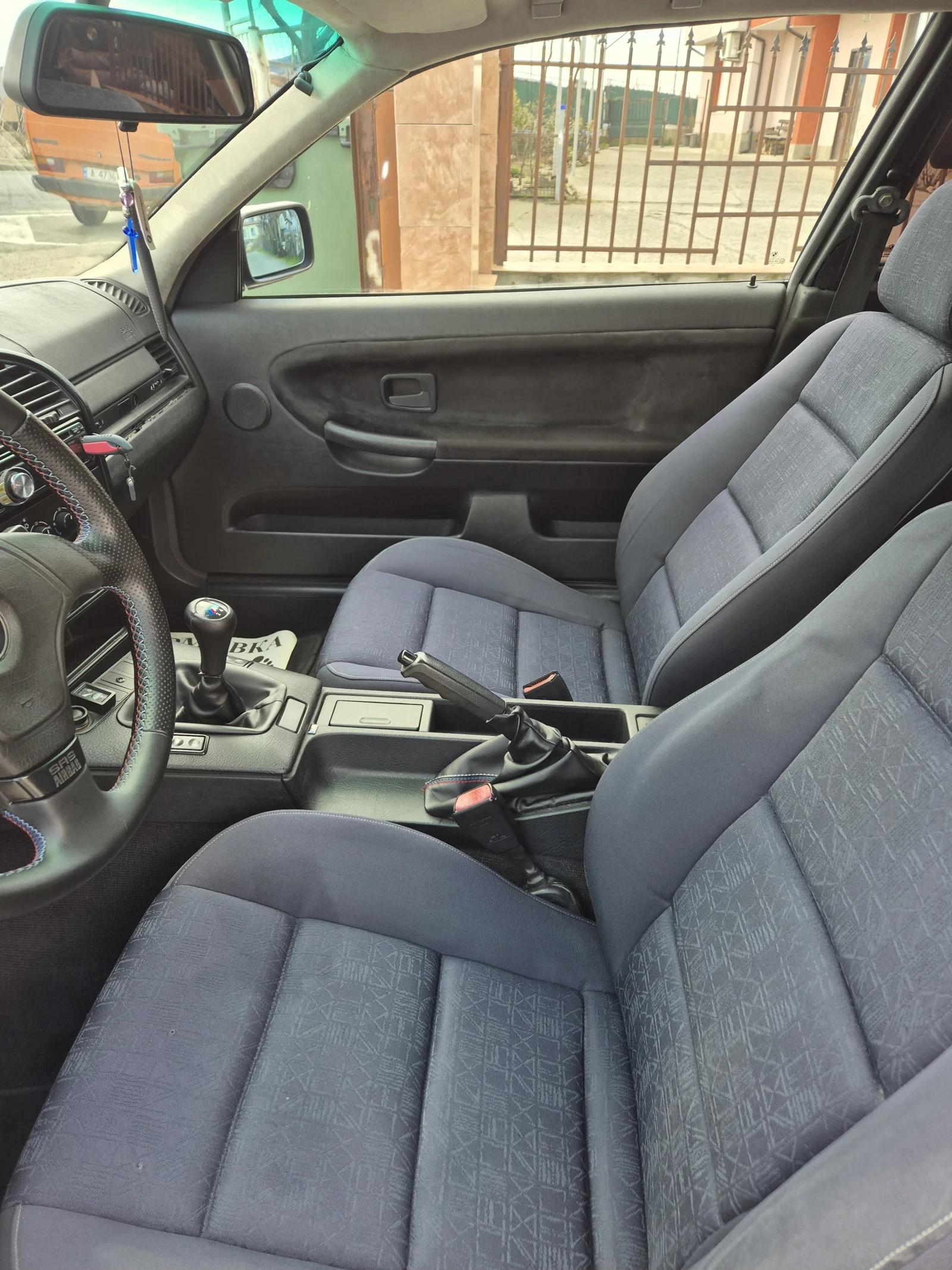 BMW 316 Купе, снимка 11 - Автомобили и джипове - 53854689