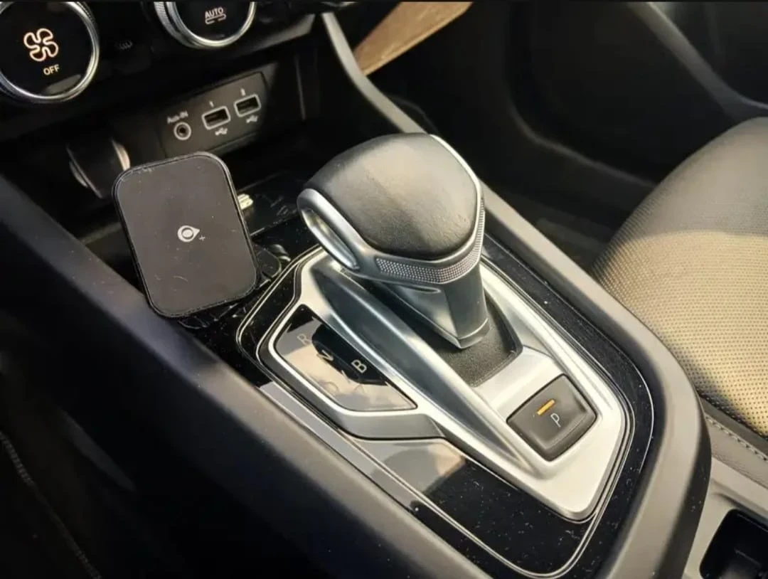 Renault Arkana Full Hybrid E-Tech Engineered Fast Track, снимка 17 - Автомобили и джипове - 53911961