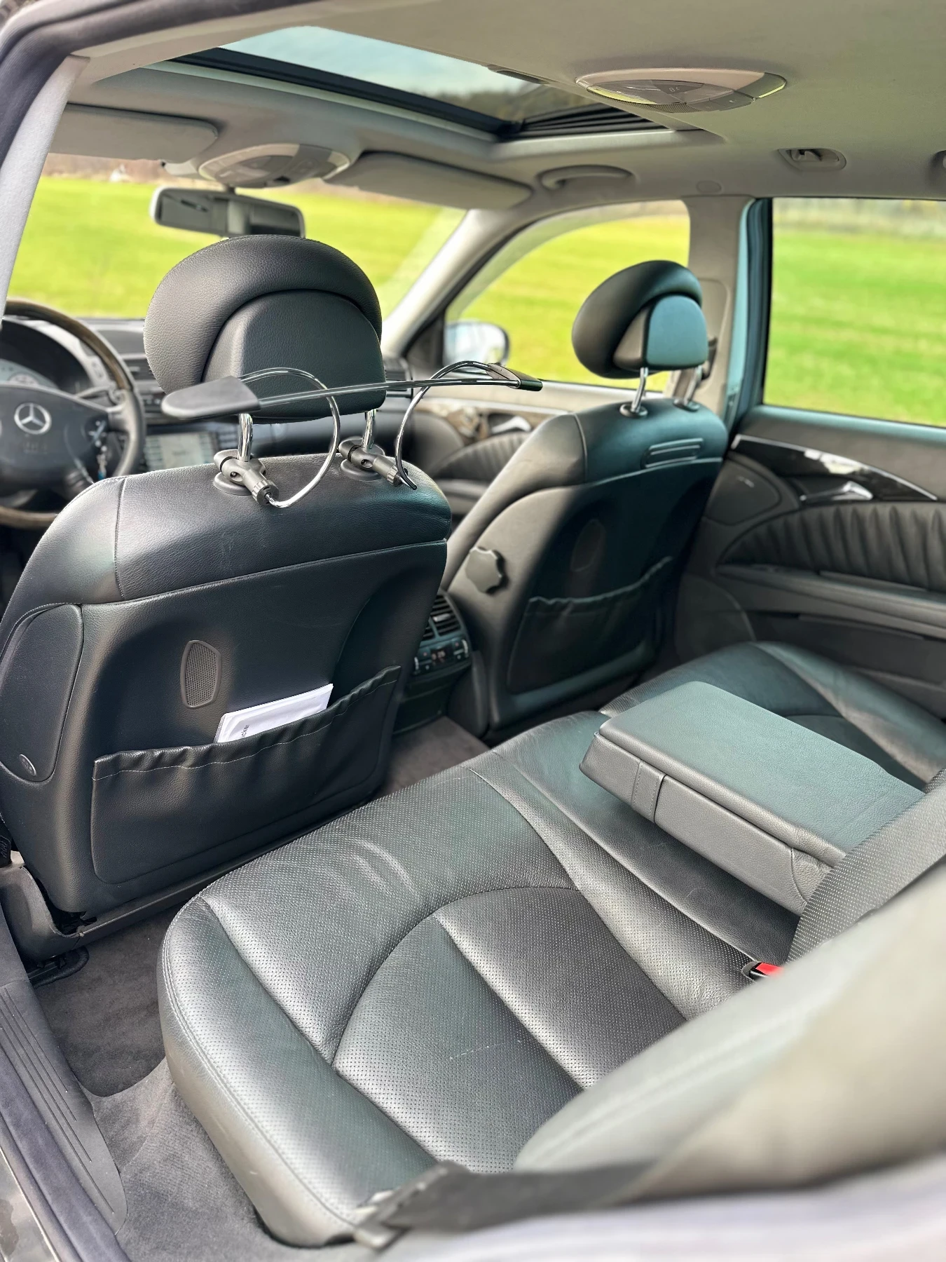 Mercedes-Benz E 500 7g tronik на задно, снимка 9 - Автомобили и джипове - 53951629