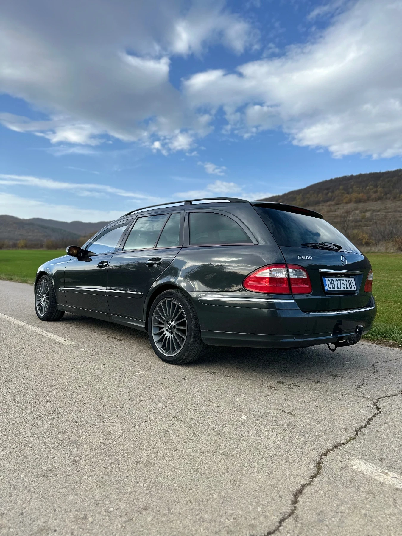 Mercedes-Benz E 500 7g tronik на задно, снимка 3 - Автомобили и джипове - 53951629