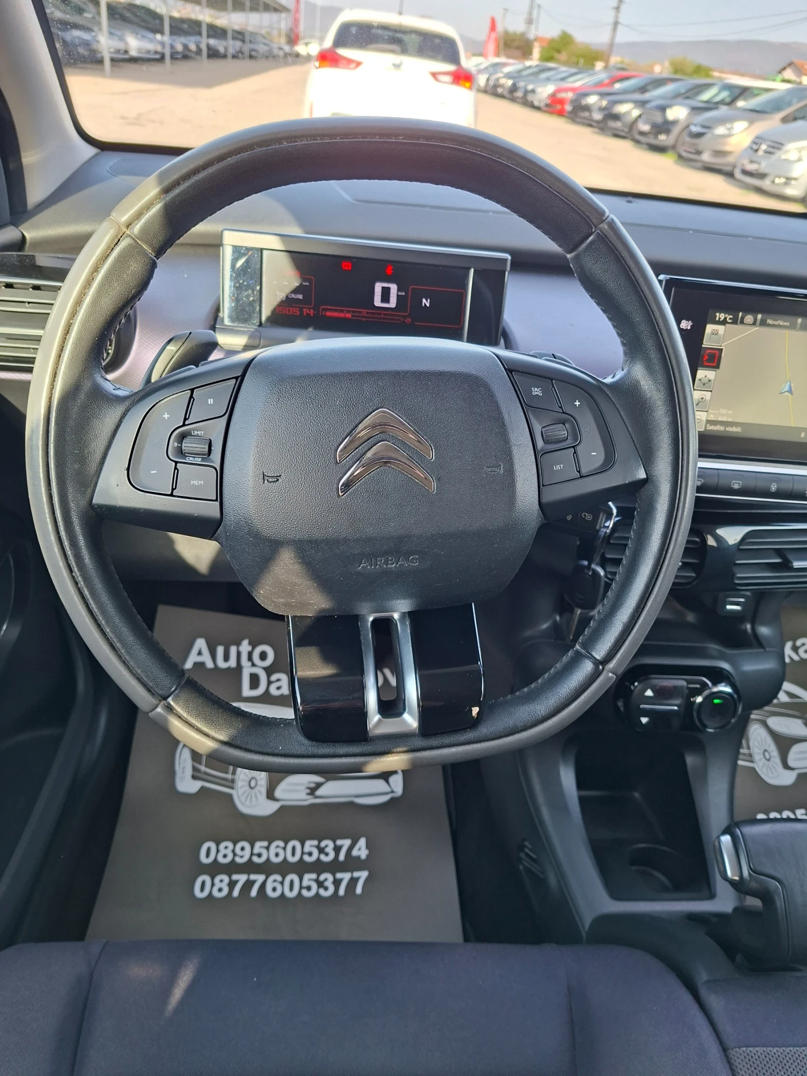 Citroen C4 Cactus 1, 2 i, снимка 14 - Автомобили и джипове - 54196705