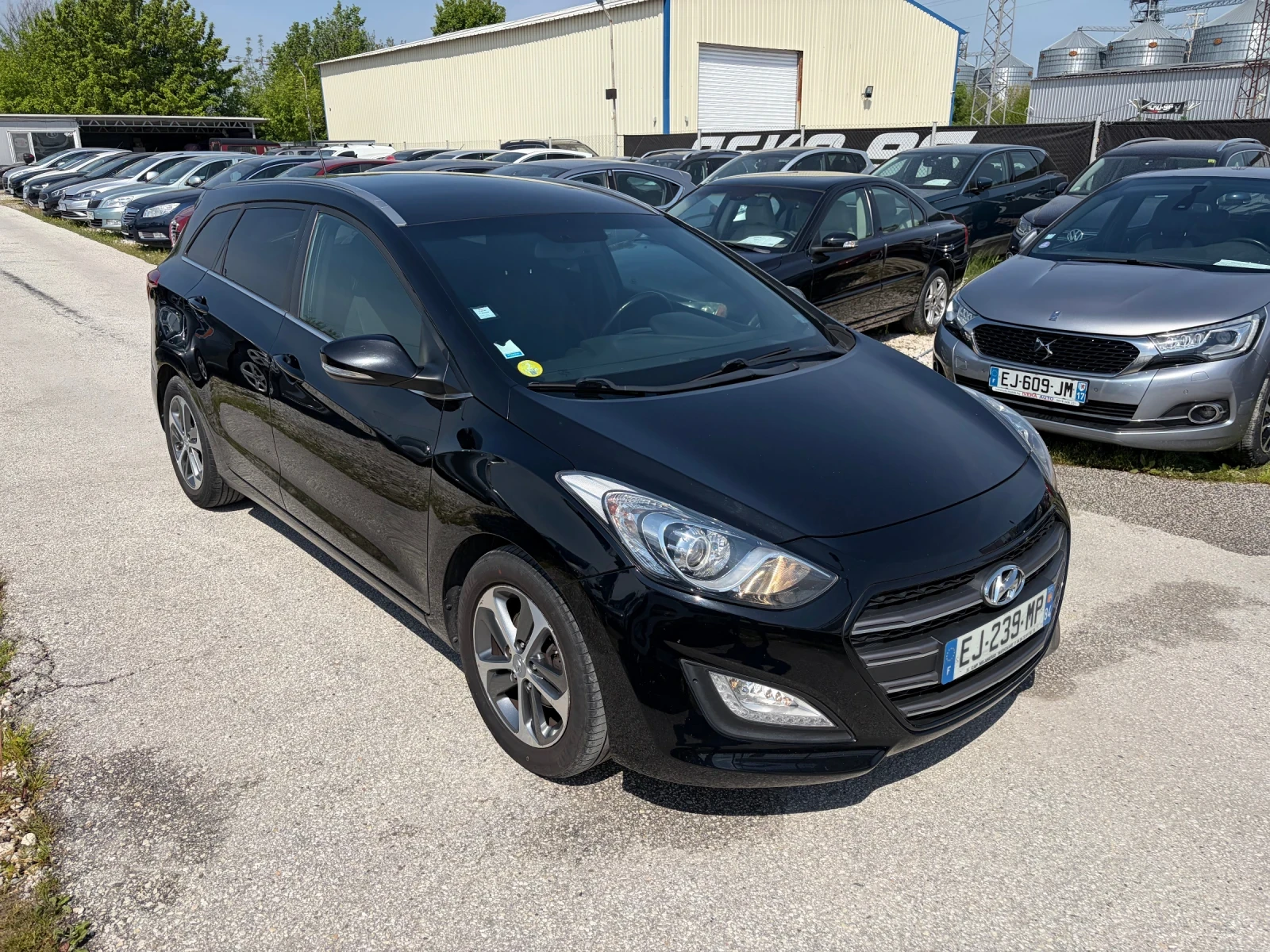 Hyundai I30 1.6d Automatic TOP, снимка 3 - Автомобили и джипове - 54358985