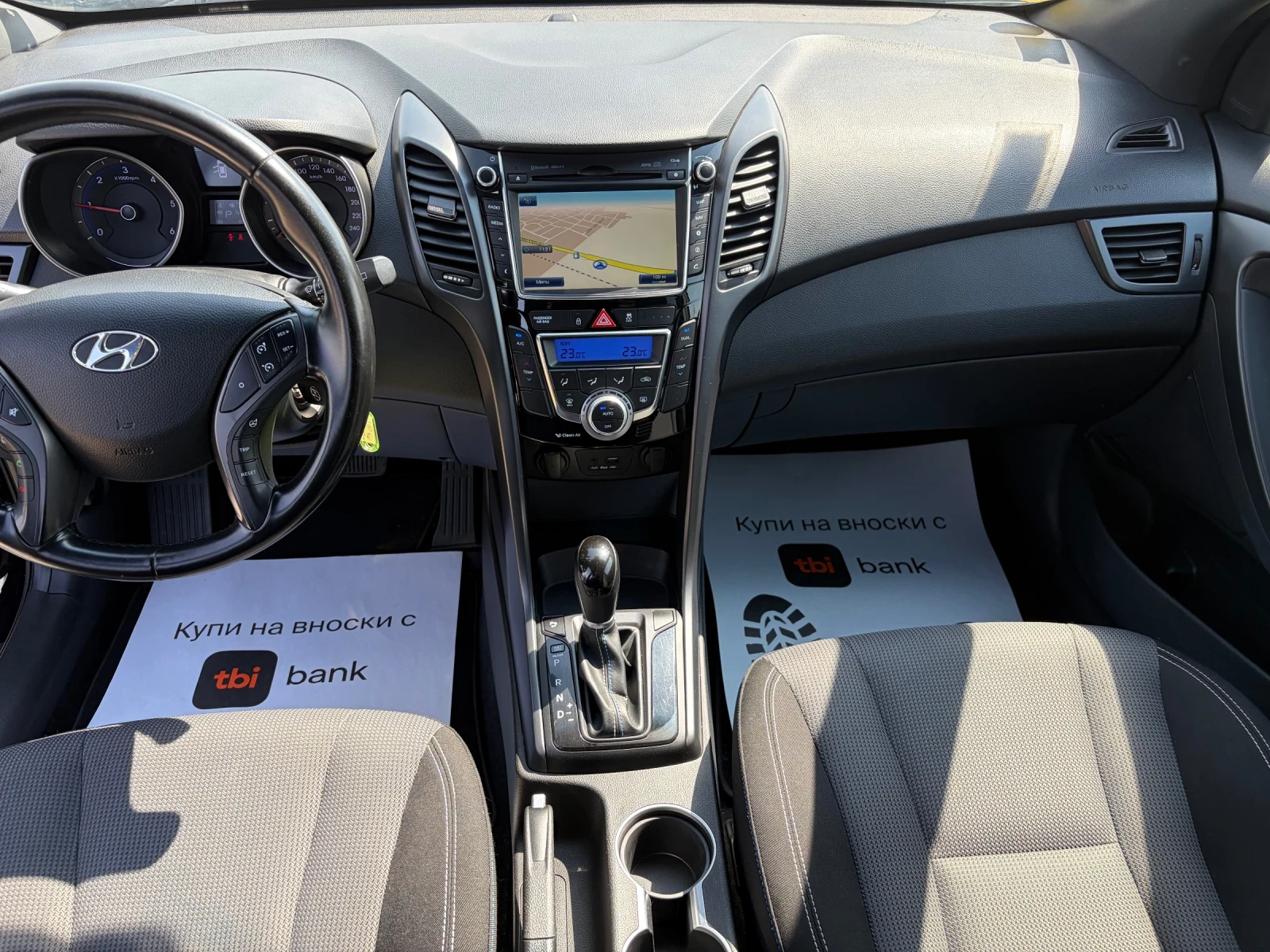 Hyundai I30 1.6d Automatic TOP, снимка 9 - Автомобили и джипове - 54358985