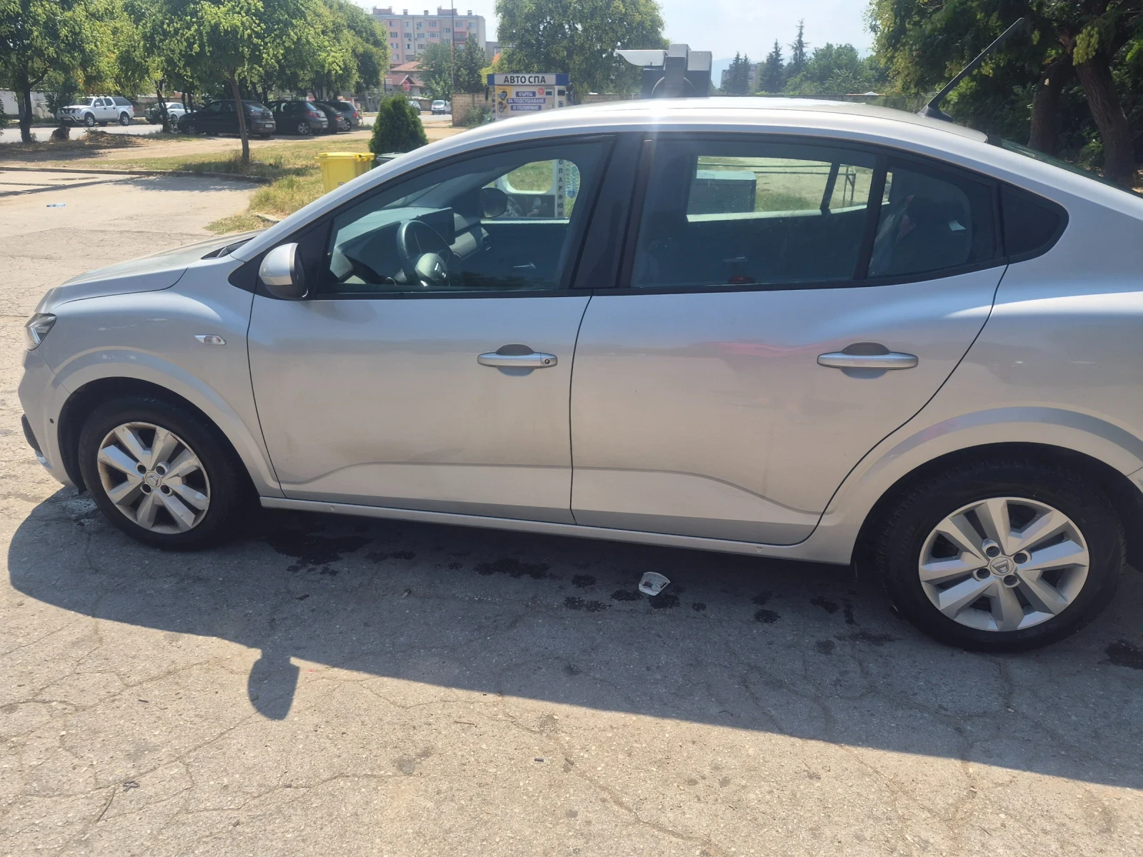 Dacia Logan Газ, бензин , снимка 4 - Автомобили и джипове - 55364247