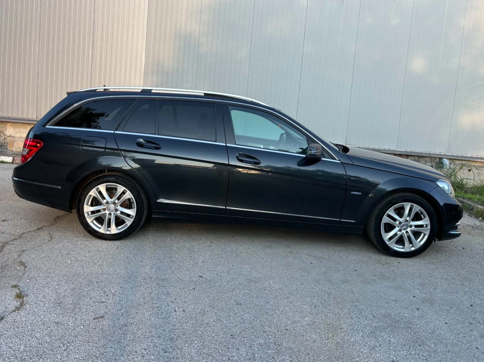Mercedes-Benz C 220 170 к.с./ ПАНОРАМА/ АВТОМАТ/ FACELIFT/ AVANTGARDE, снимка 8 - Автомобили и джипове - 55590750