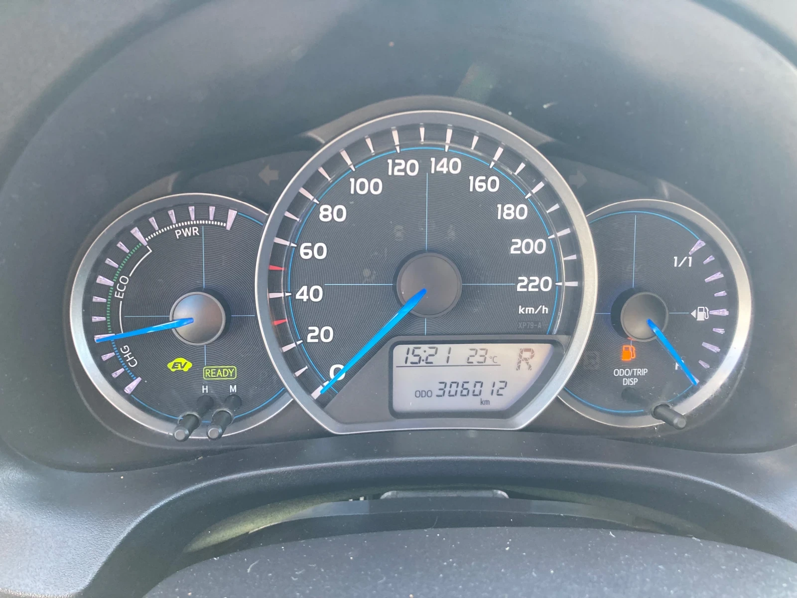 Toyota Yaris 1.5 Hibrid 75konq Avtomat TOP Kole 306000km, снимка 12 - Автомобили и джипове - 56058463