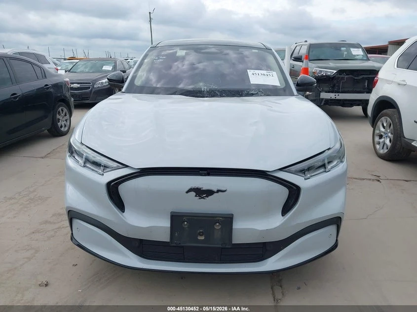 Ford Mustang Mach-E Premium, снимка 13 - Автомобили и джипове - 56521739