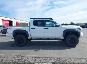 Toyota Tacoma 2.4l Hybrid Trd Off Road, снимка 13
