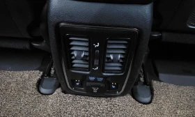 Jeep Grand cherokee 3.6* V6* 8ZF* LIMITED* ПОДГРЕВ* ОБДУХВАНЕ* 360КАМЕ, снимка 16