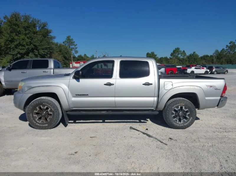 Toyota Tacoma 4.0L V-6 DOHC, VVT, 236HP 4X2 Drive, снимка 6 - Автомобили и джипове - 52939879