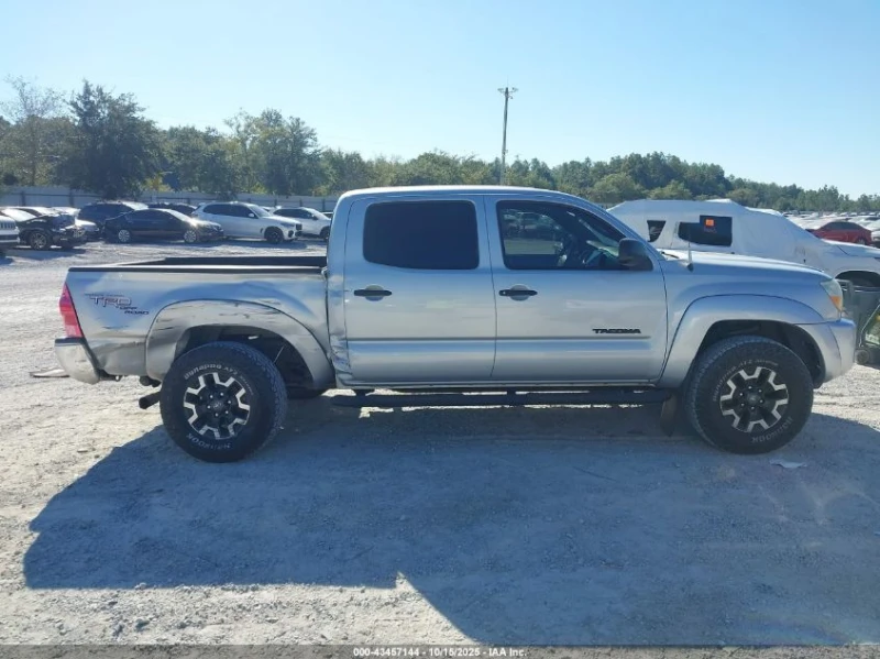Toyota Tacoma 4.0L V-6 DOHC, VVT, 236HP 4X2 Drive, снимка 5 - Автомобили и джипове - 52939879