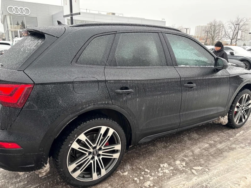 Audi SQ5 2022 Technik * CARFAX * БЕЗ ПЪРВОНАЧАЛНА ВНОСКА, снимка 4 - Автомобили и джипове - 53014127